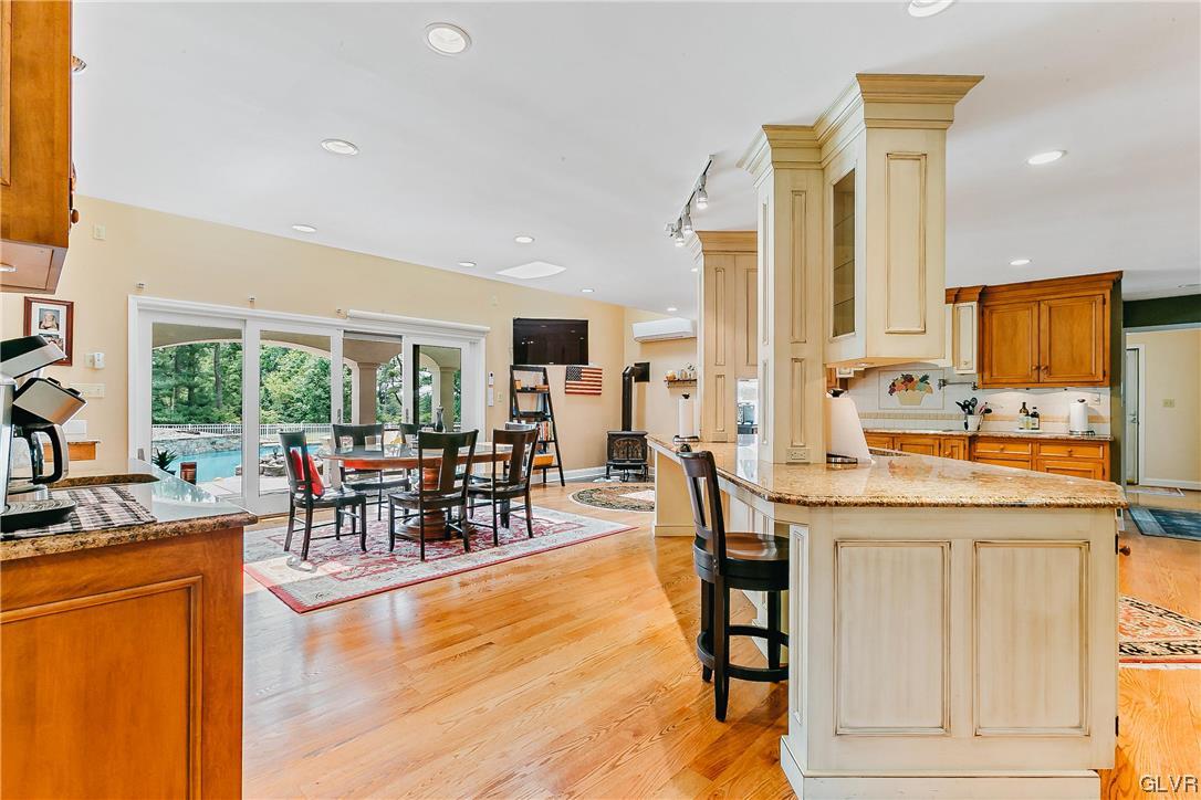 1744 Cortland Lane