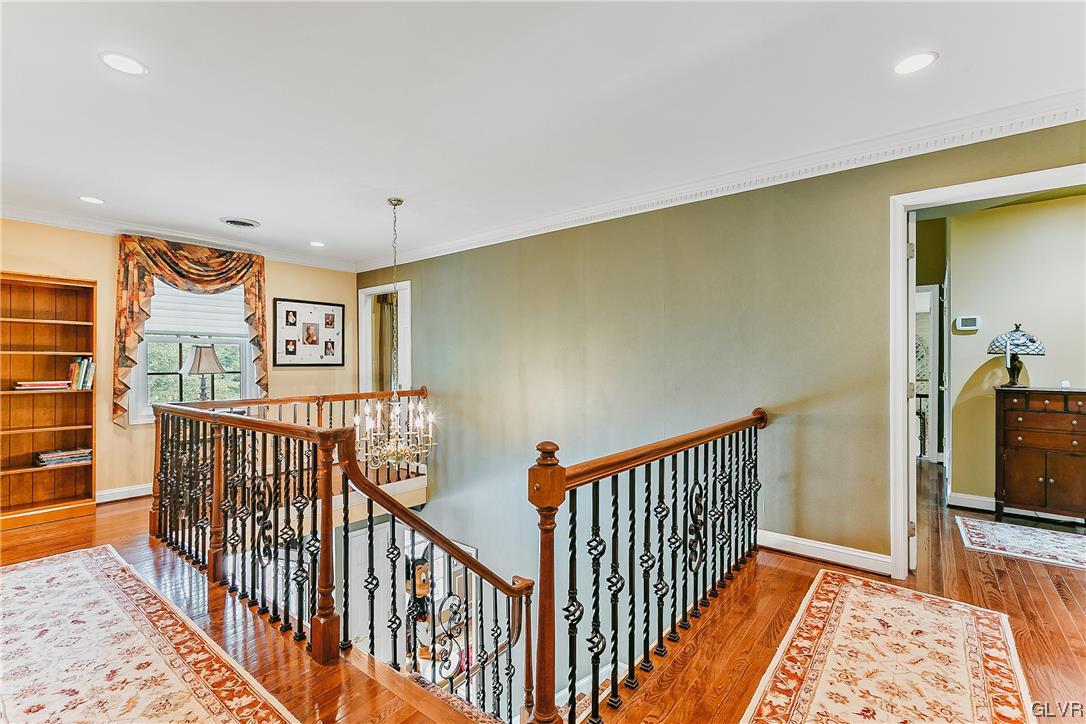 1744 Cortland Lane
