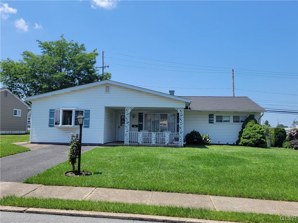 1264 Hampshire Drive