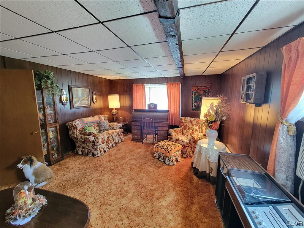 1264 Hampshire Drive