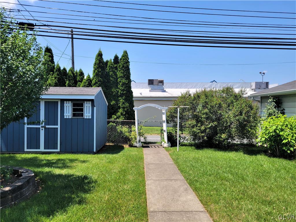 1264 Hampshire Drive