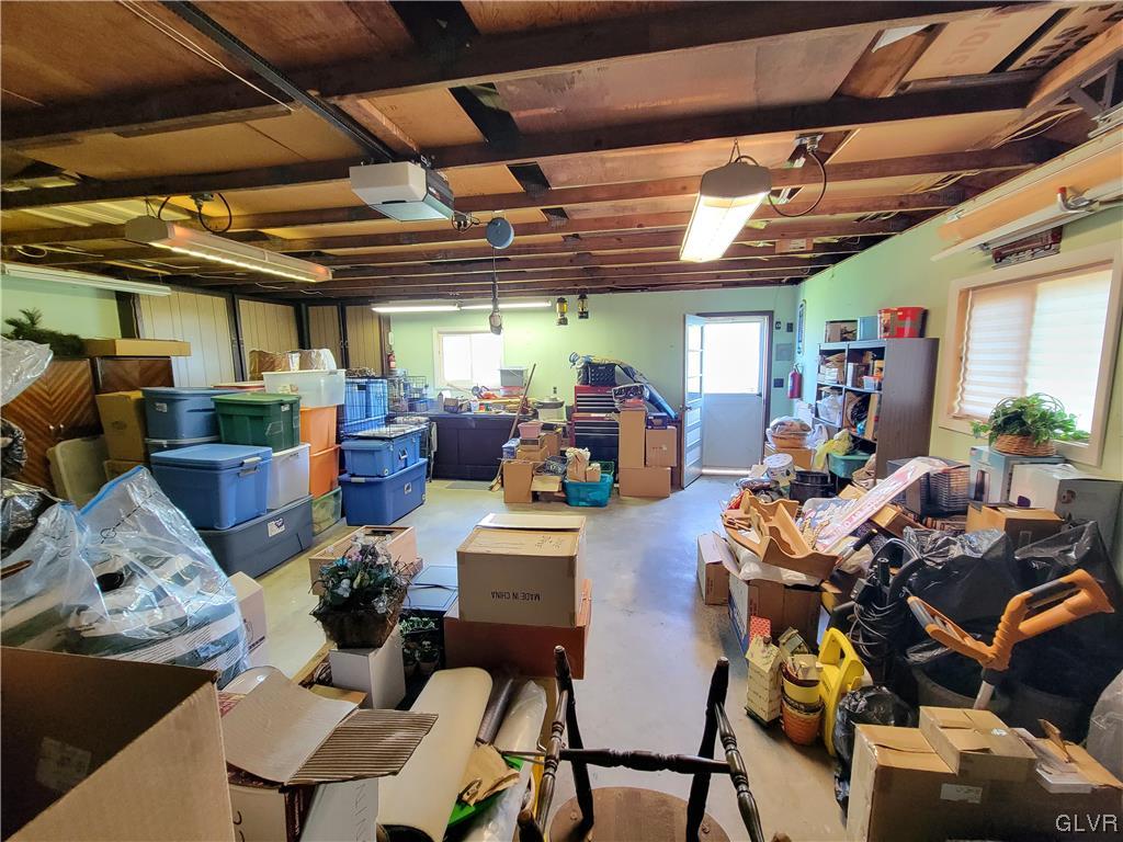 1264 Hampshire Drive