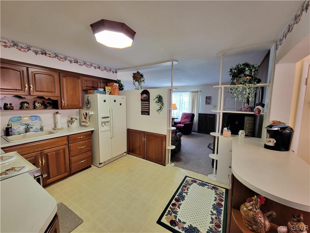1264 Hampshire Drive