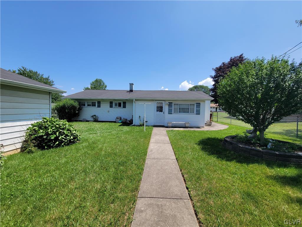 1264 Hampshire Drive
