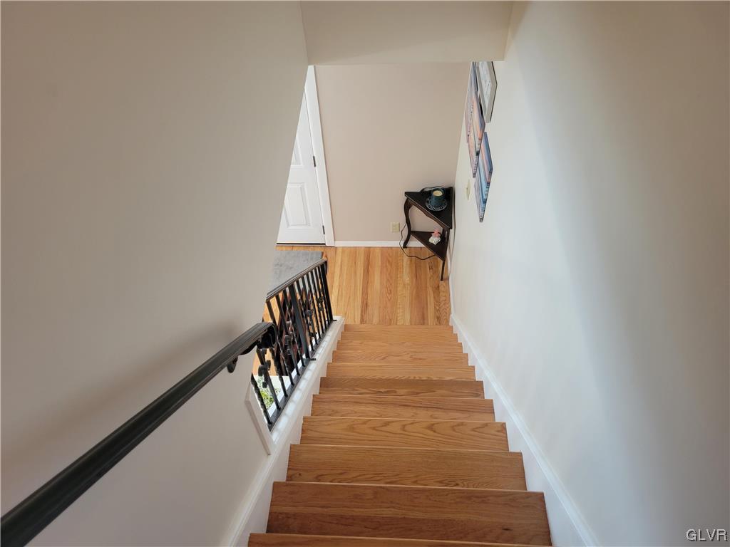 3406 Thomas Street