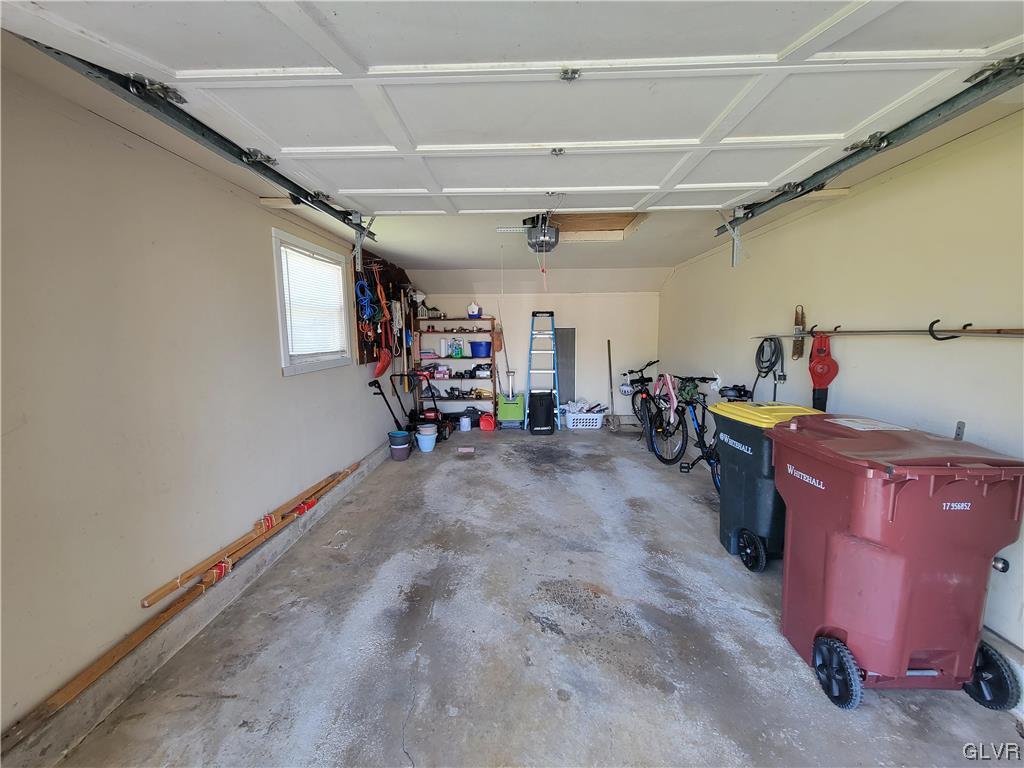 3406 Thomas Street