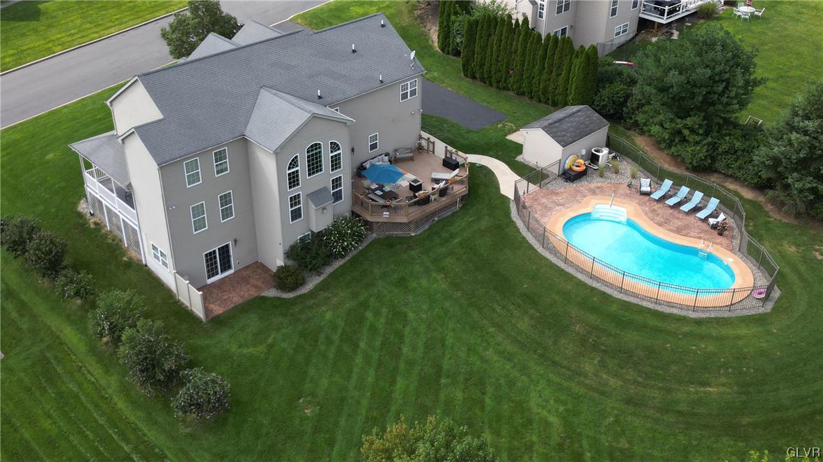 5525 Skyline Drive