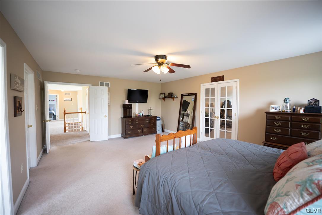 5525 Skyline Drive