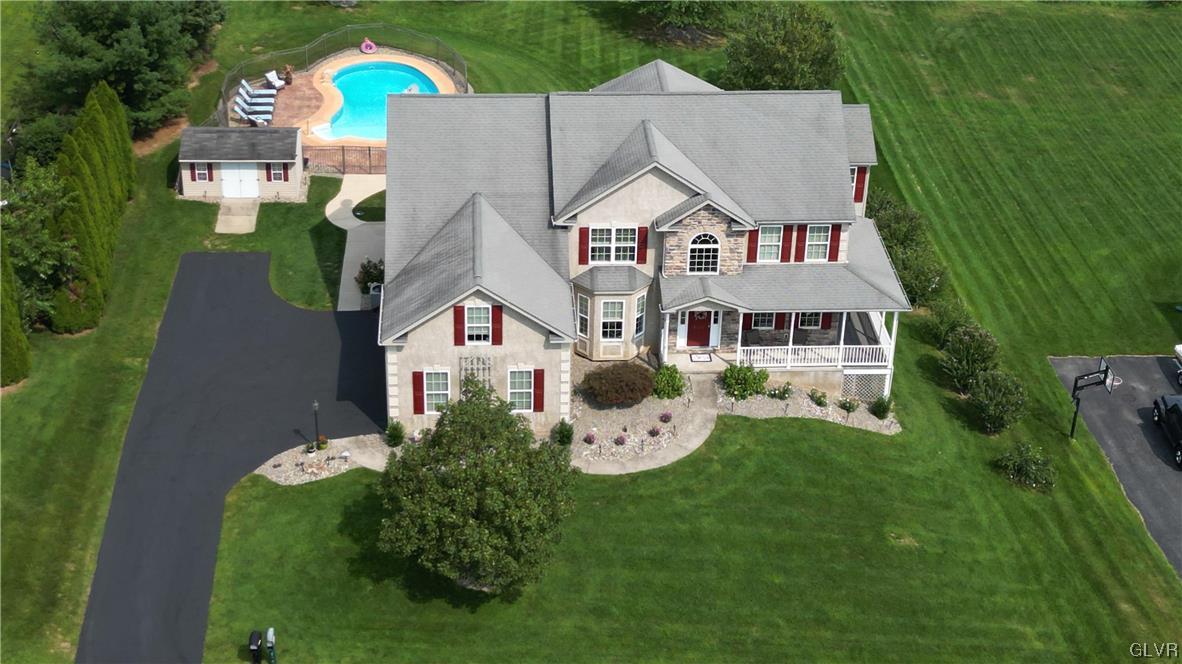 5525 Skyline Drive