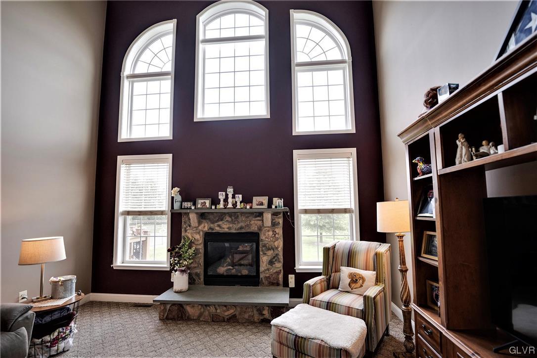 5525 Skyline Drive