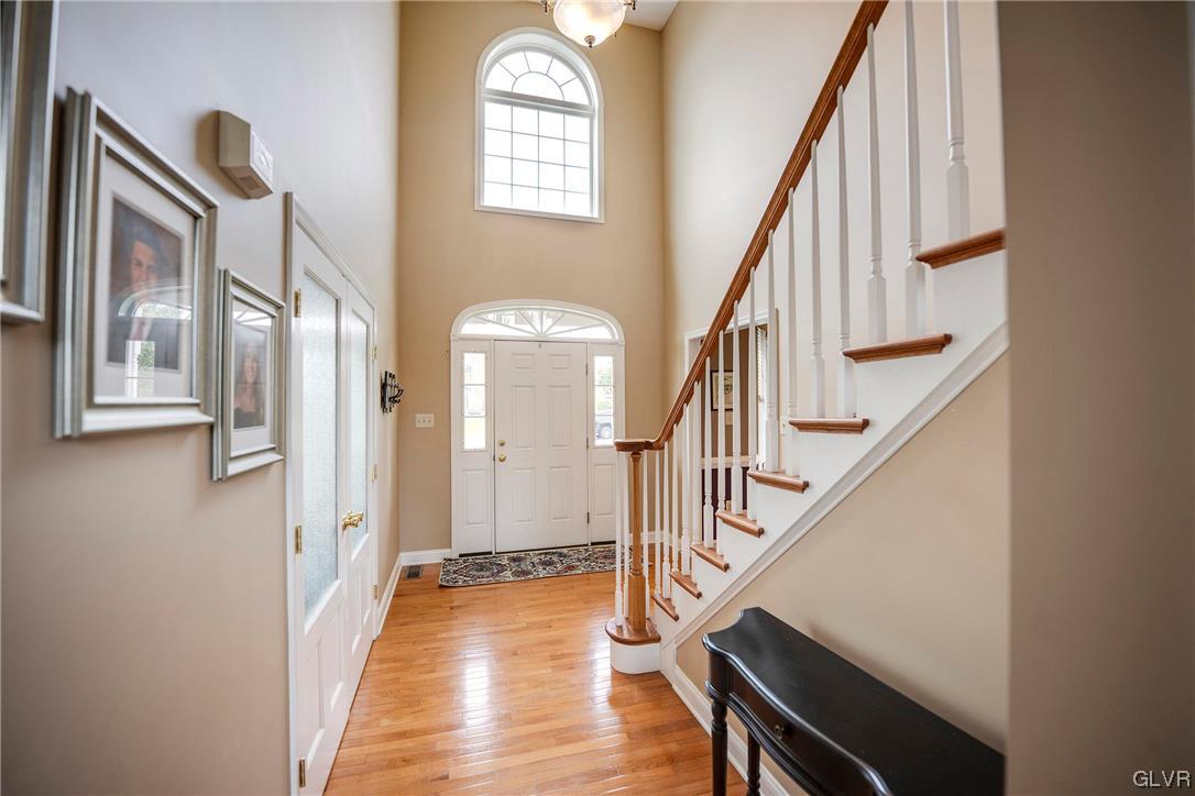 5525 Skyline Drive
