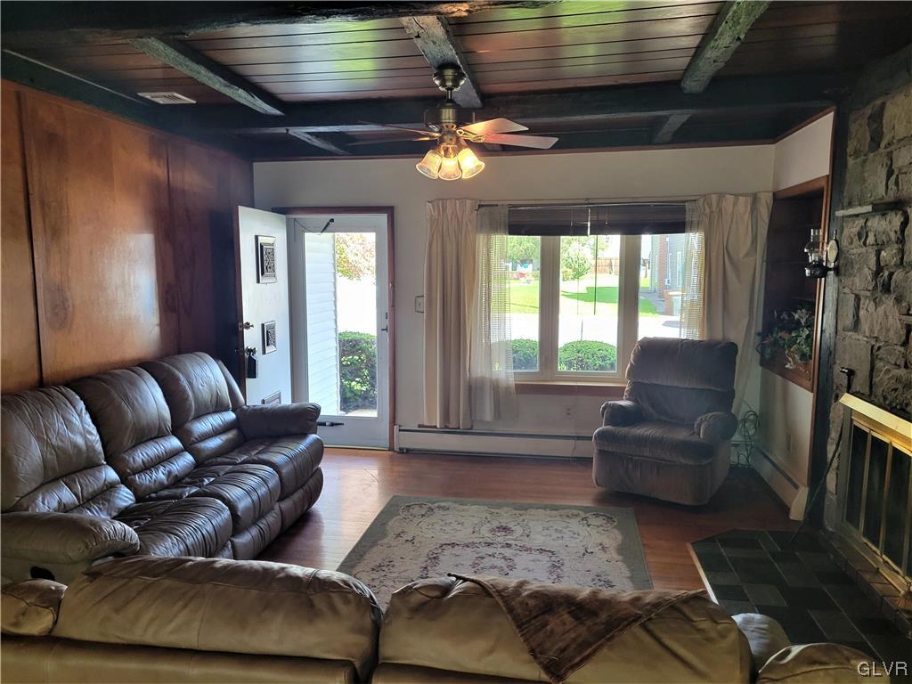 3033 South 4Th Street