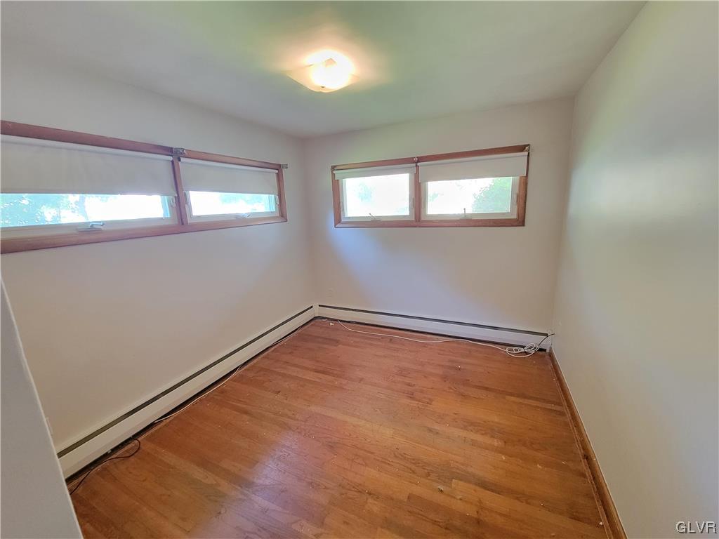3033 South 4Th Street