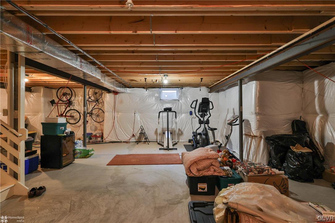 5552 BRIAR Lane