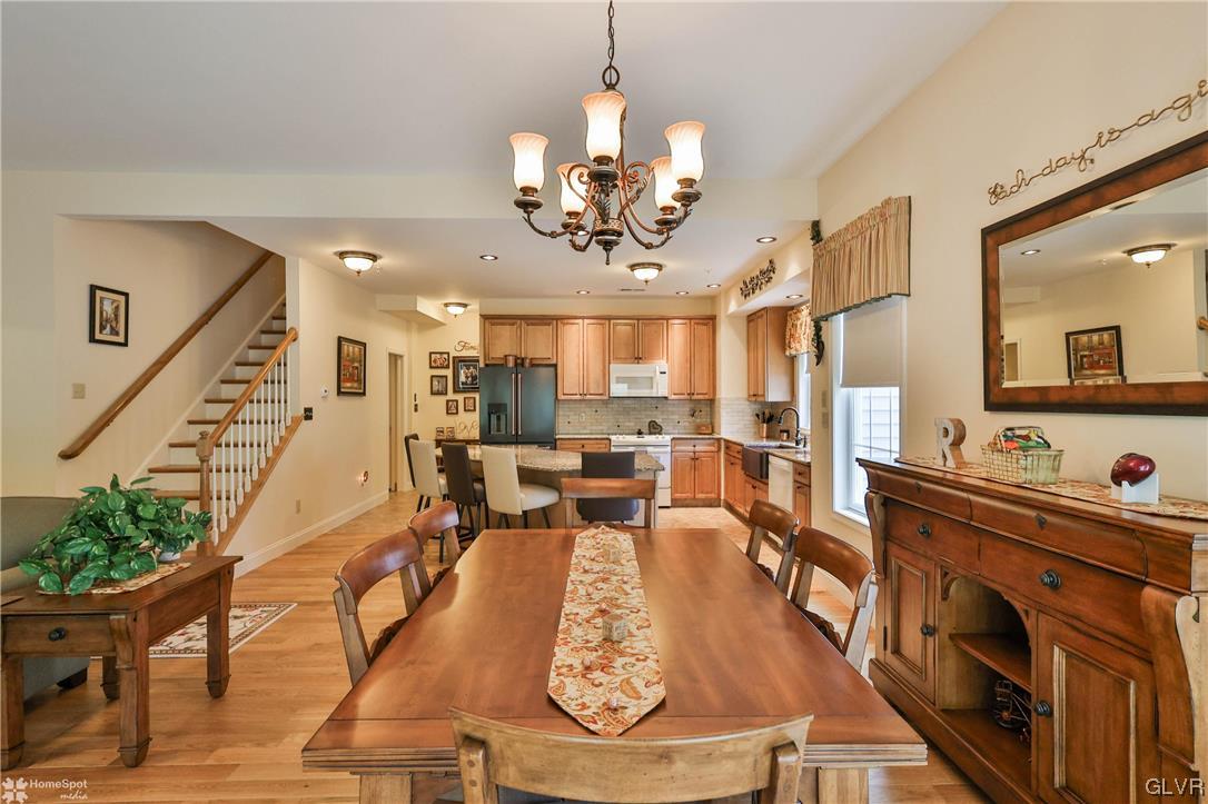 5552 BRIAR Lane