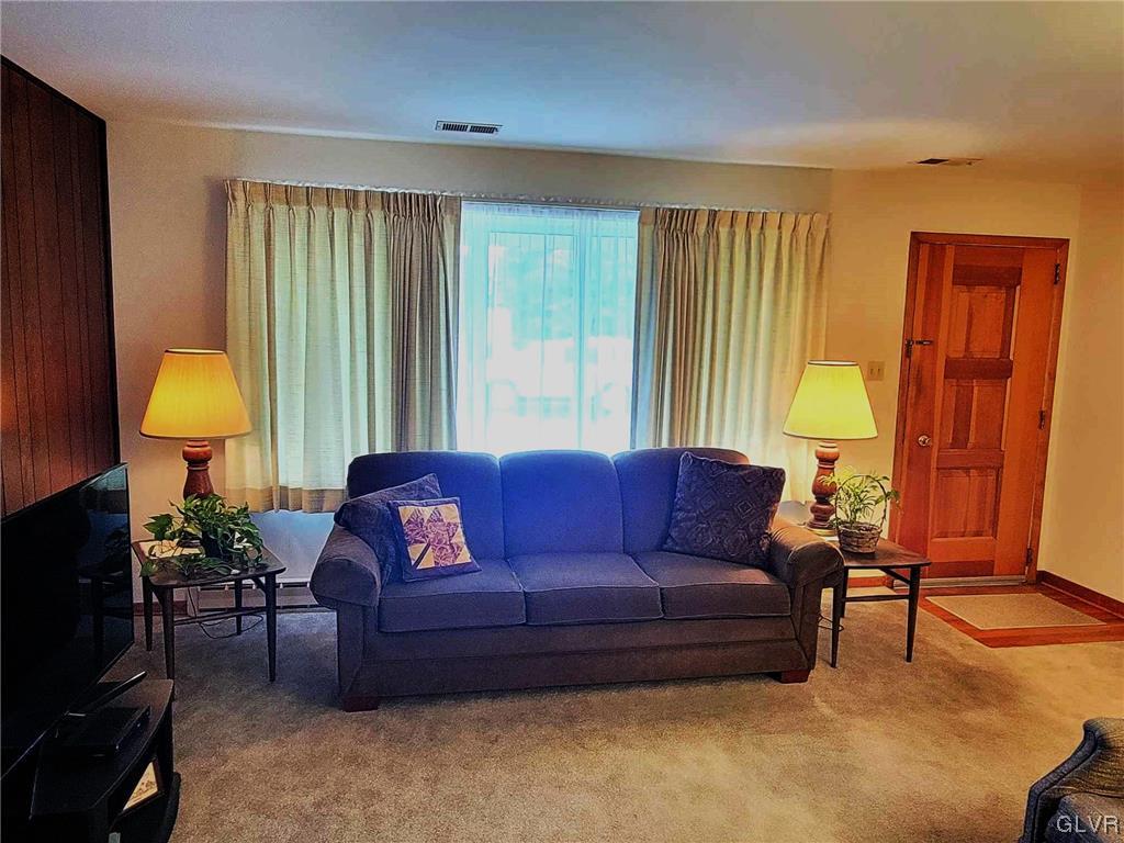3162 Parkview Drive
