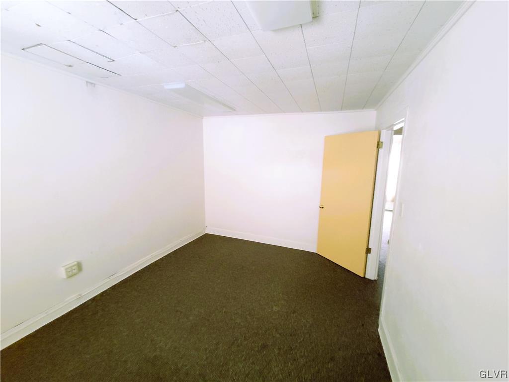 453 West Linden Street
