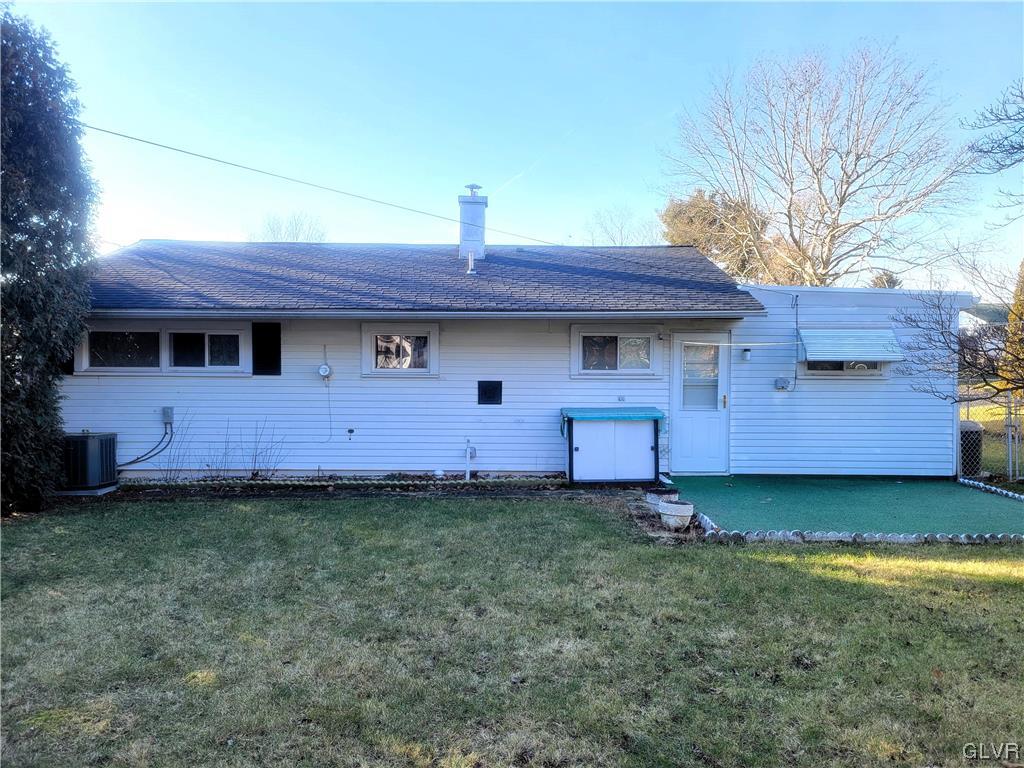 1263 Ellsworth Drive