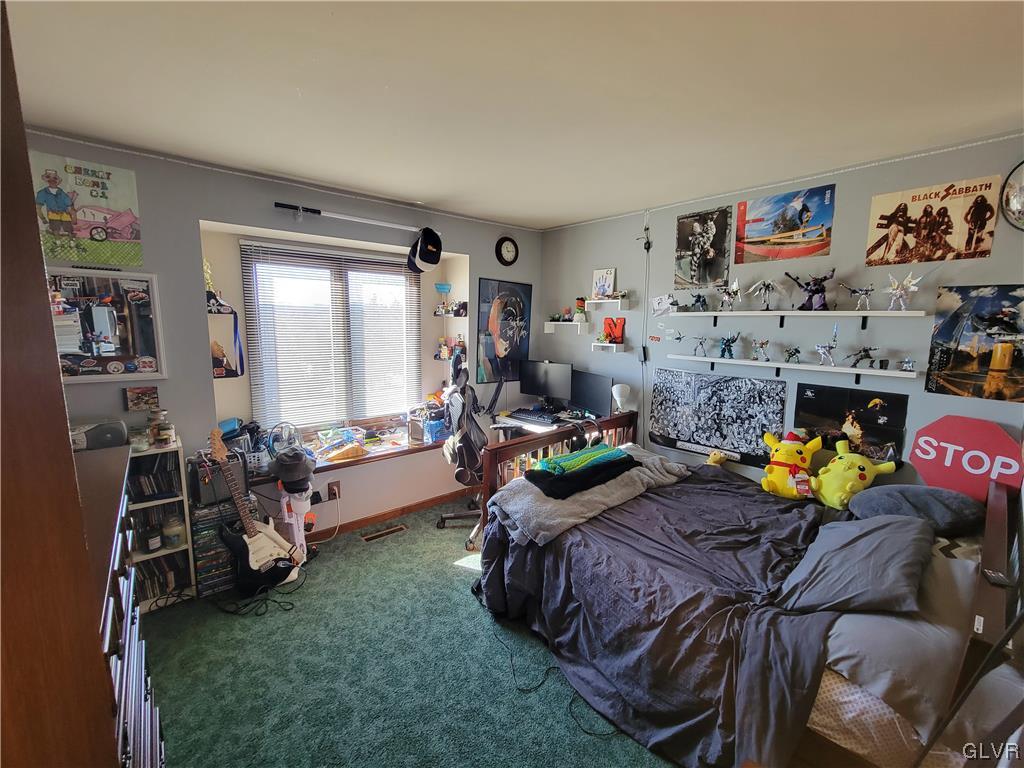 4015 Friars View Drive