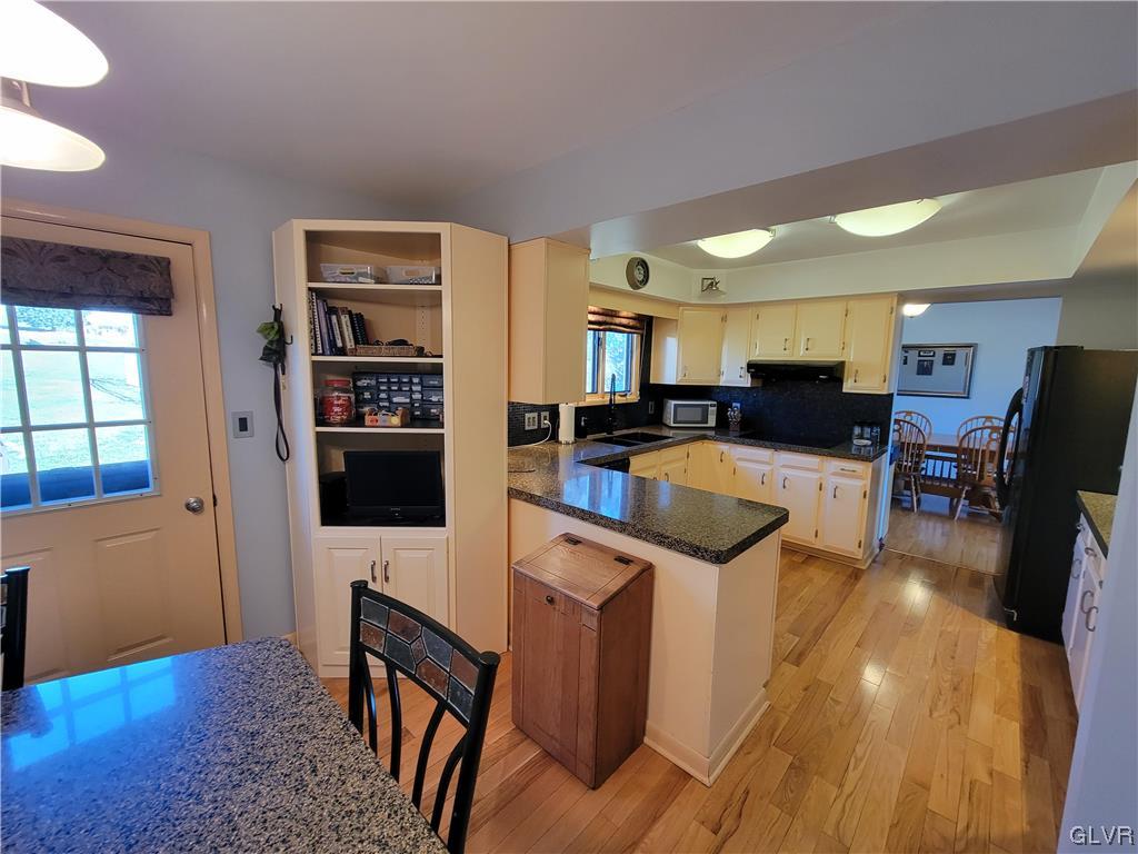 4015 Friars View Drive