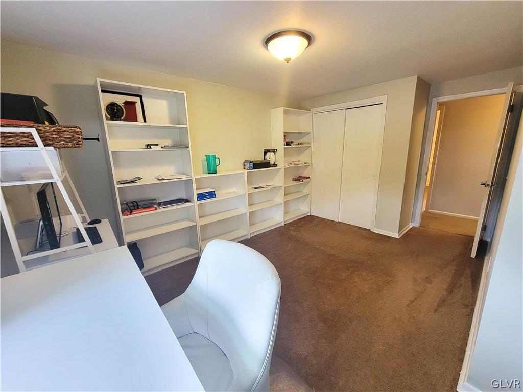 4329 Clear Way