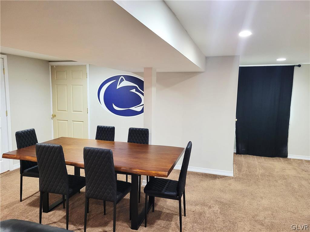 4329 Clear Way