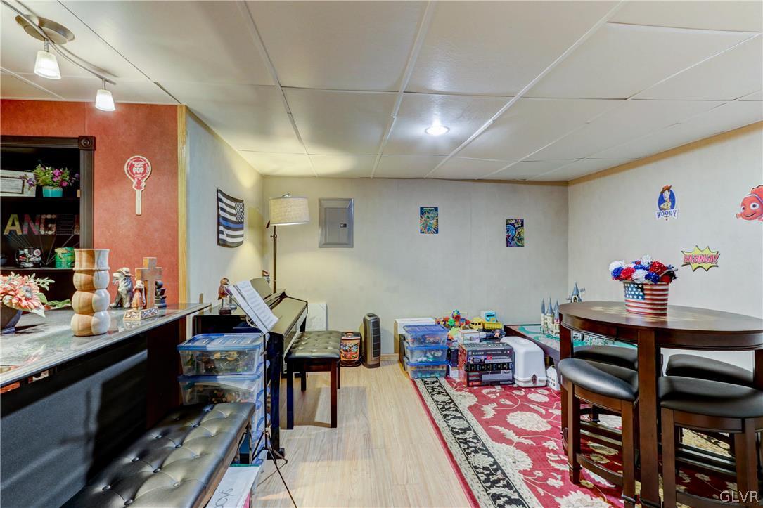4373 Green Tree Lane