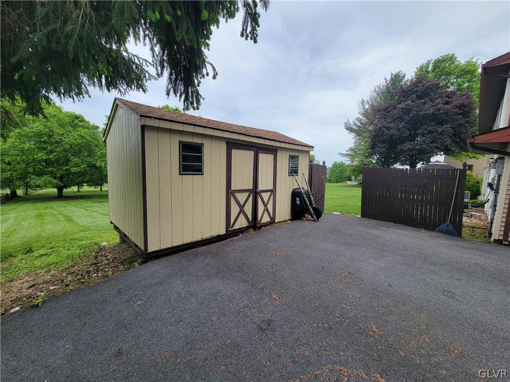 630 Bishops Place