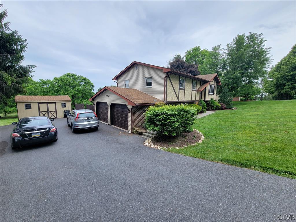 630 Bishops Place