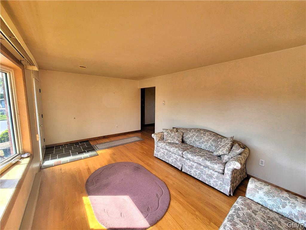 2312 South Poplar Street