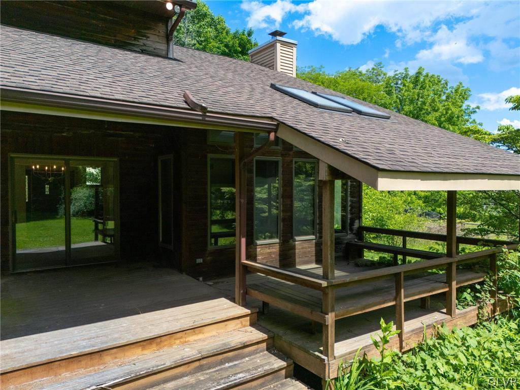 2762 Old Post Road