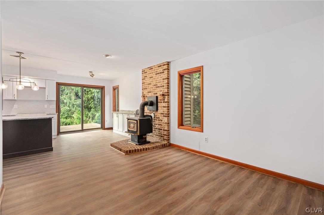 2762 Old Post Road