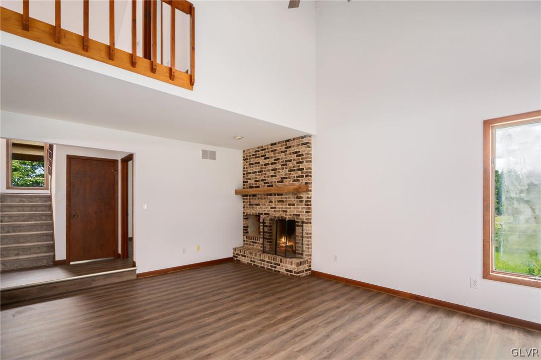 2762 Old Post Road