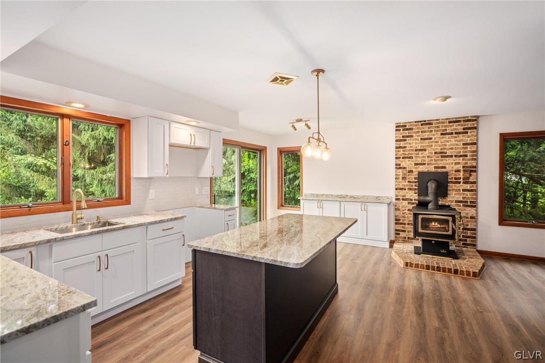 2762 Old Post Road