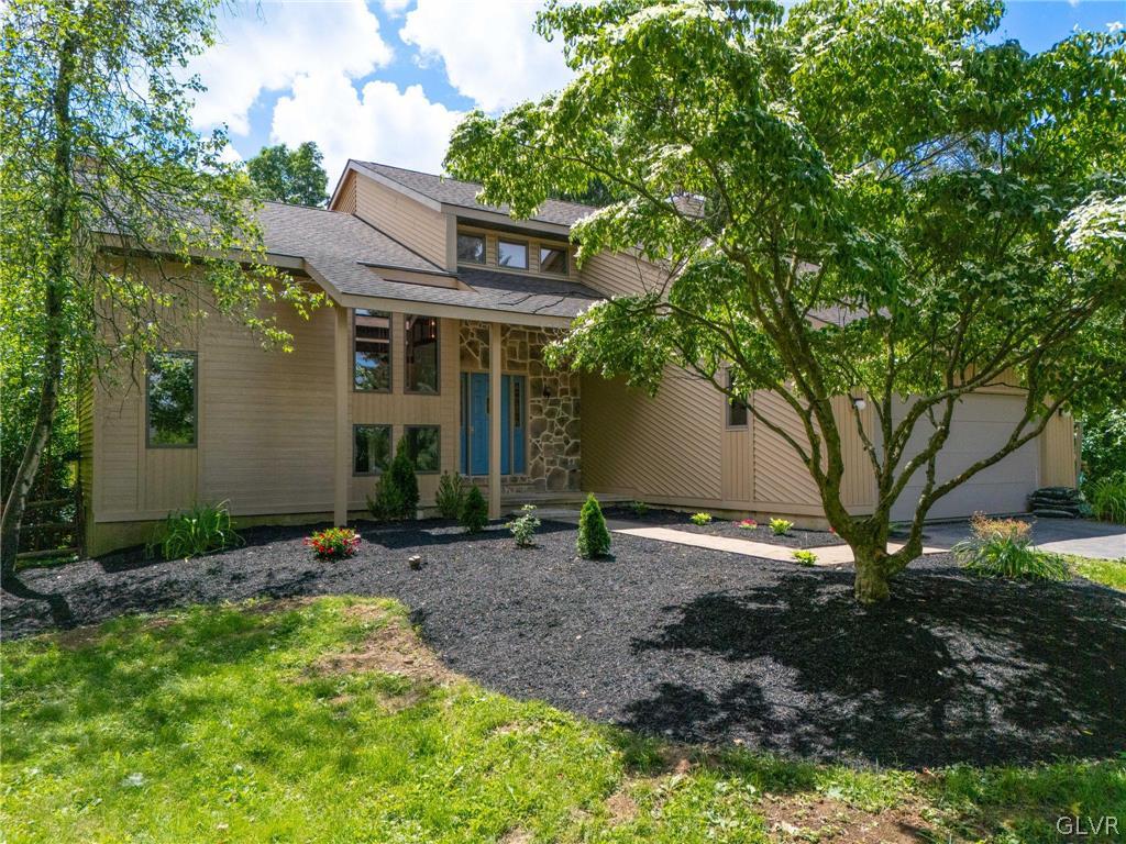 2762 Old Post Road