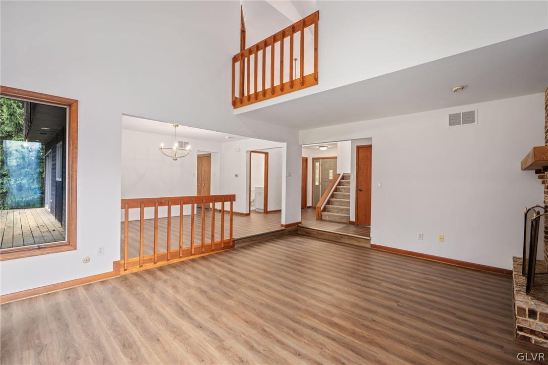 2762 Old Post Road