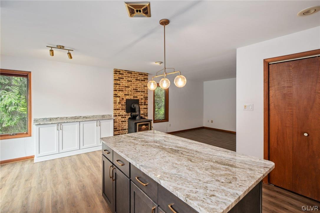 2762 Old Post Road