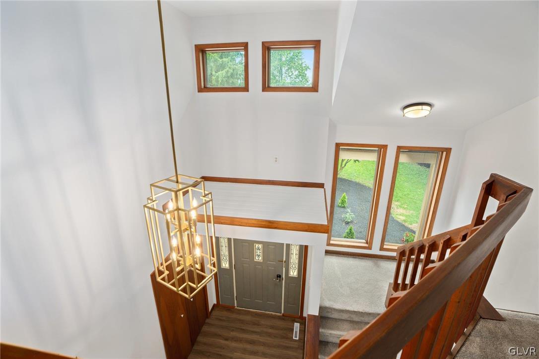2762 Old Post Road