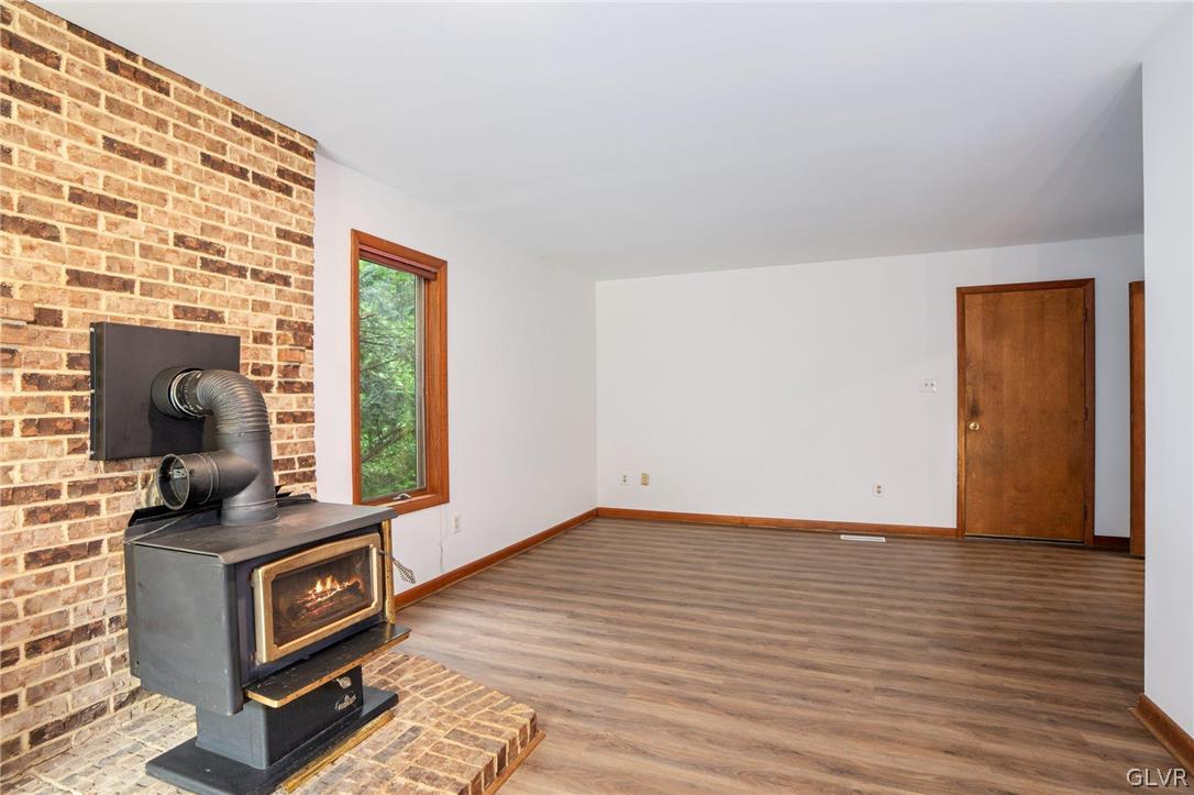 2762 Old Post Road