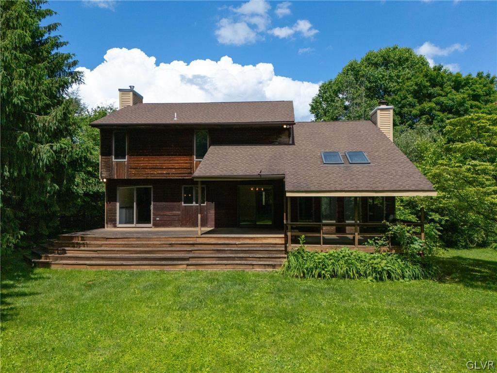 2762 Old Post Road