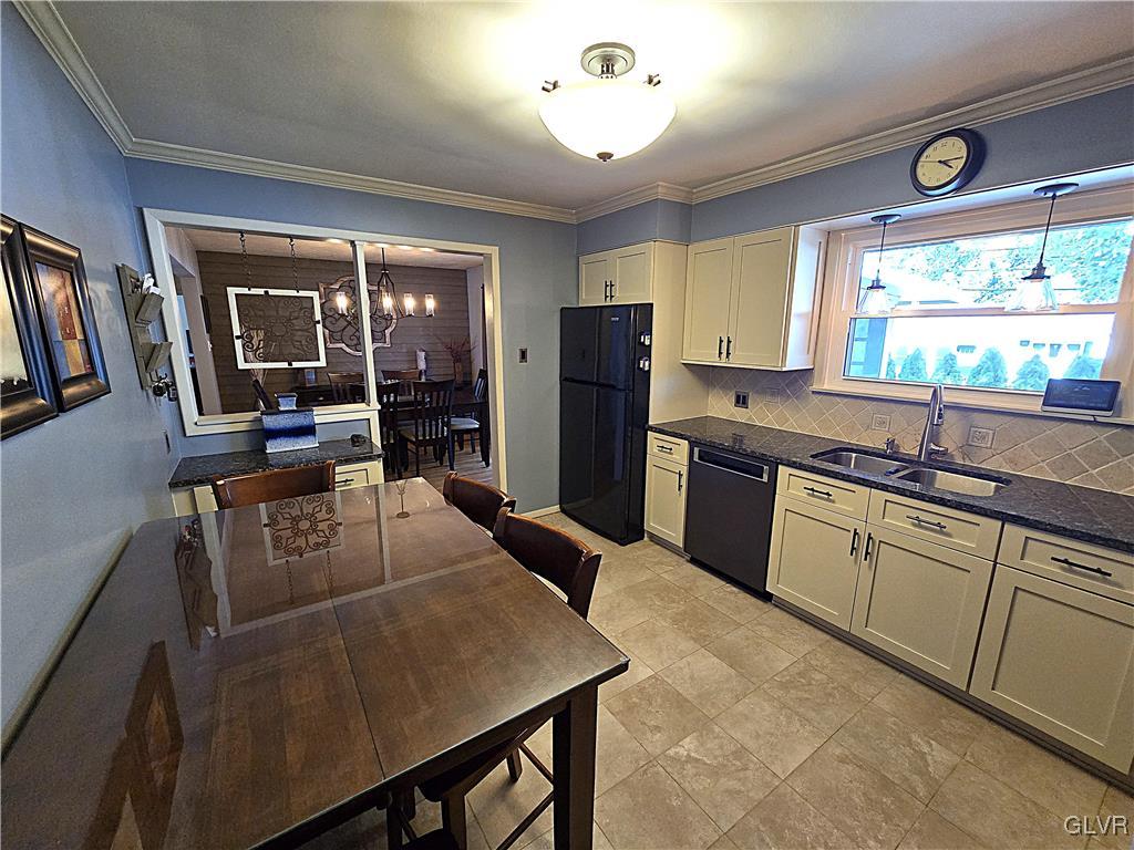 1387 Butternut Lane