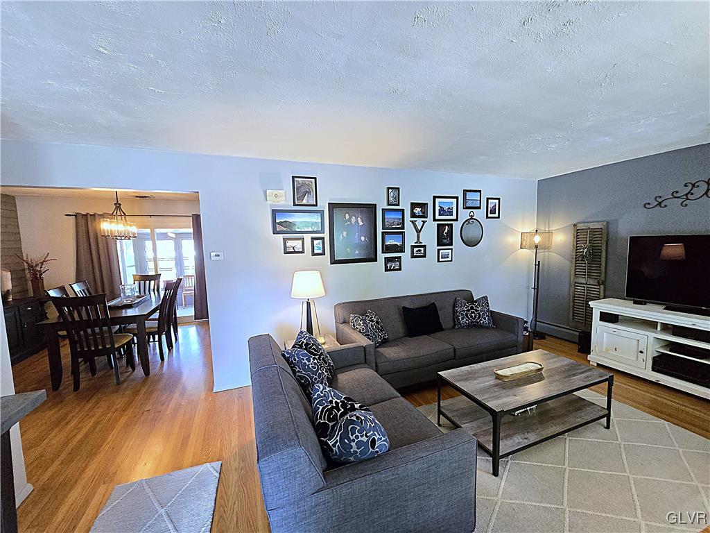 1387 Butternut Lane