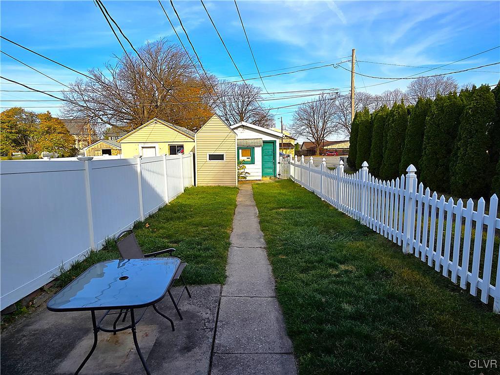 205 South 6Th Street