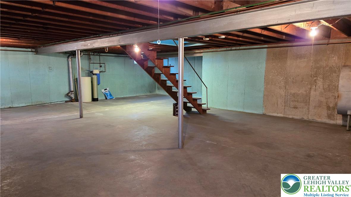 1726 Elmwood Drive