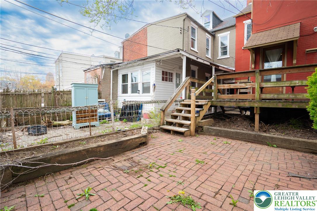 429 Lumber Street