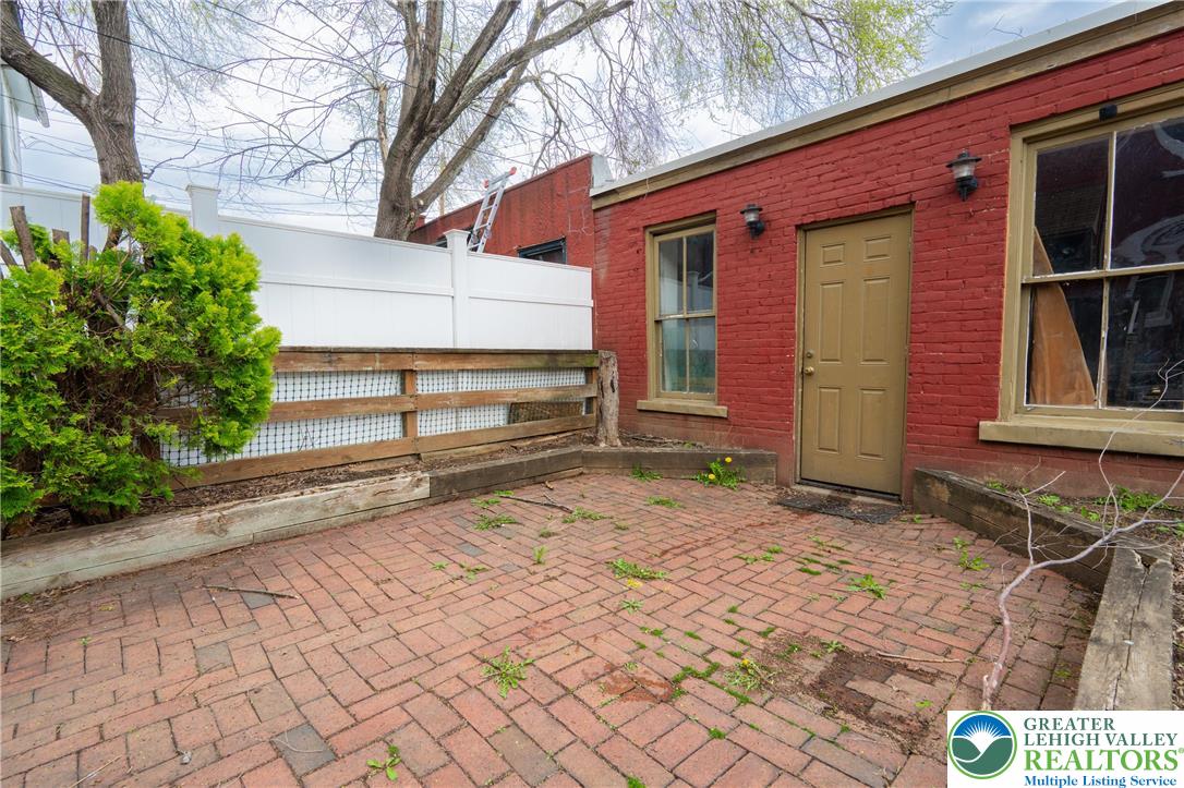 429 Lumber Street