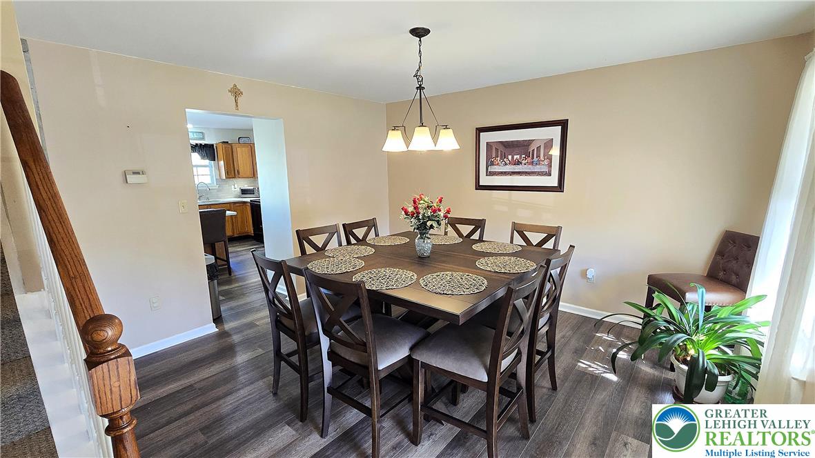 4125 Redbud Drive West