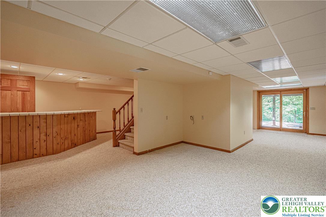 4984 Meadowview Drive