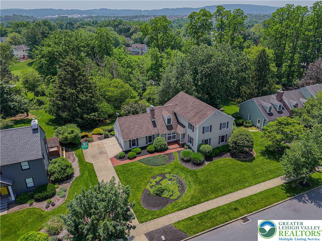 4984 Meadowview Drive