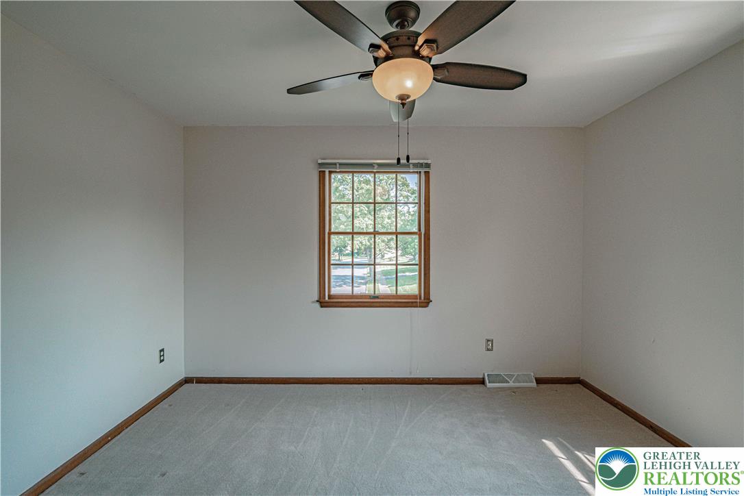 4984 Meadowview Drive